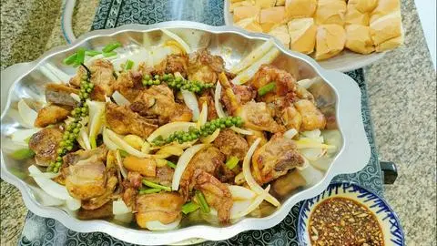 Hình ảnh Vịt sốt tiêu xanh ớt hiểm