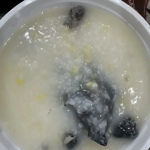 Hình ảnh Cháo gà ác hầm đậu xanh