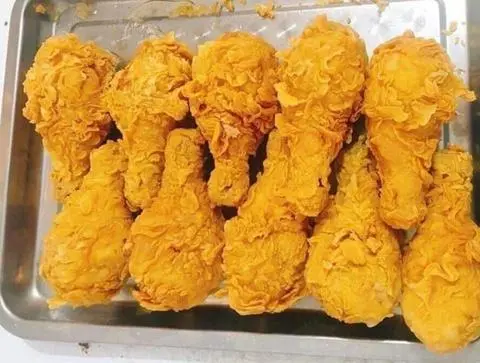 Hình ảnh Đùi gà rán khoai tây