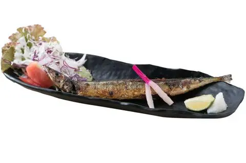 Hình ảnh Cá Sanma Nướng Muối