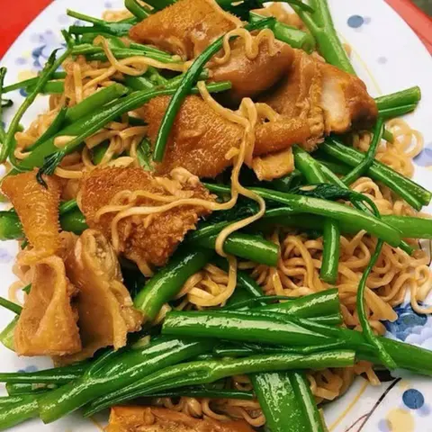 Hình ảnh Mì xào phá lấu