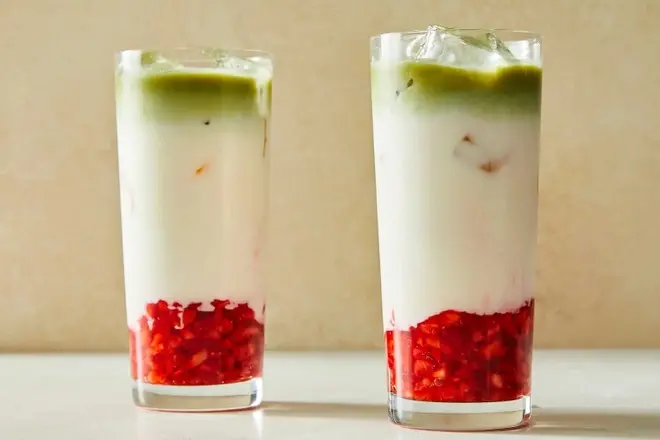Hình ảnh Matcha latte dâu