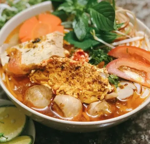 Hình ảnh Bún riêu chay