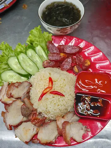 Hình ảnh Cơm lạp xưởng xá xíu