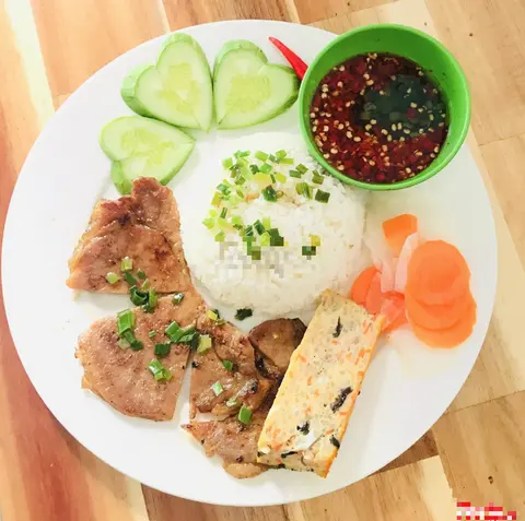 Hình ảnh Cơm sườn - chả