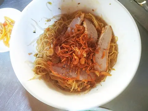 Hình ảnh Mì xá xíu
