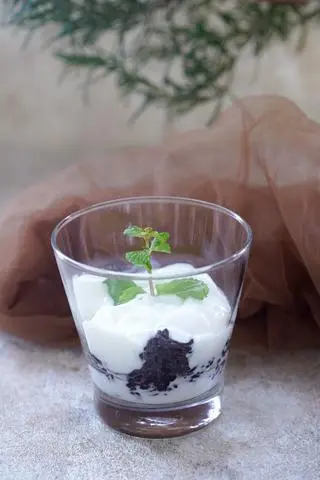 Hình ảnh Sữa chua nếp cẩm
