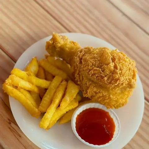 Hình ảnh Combo đùi gà +khoai tây lắc phô mai