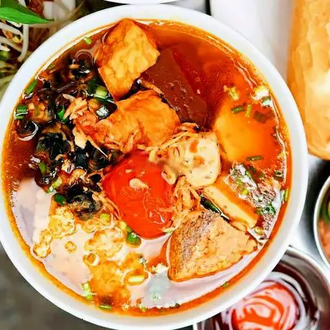 Hình ảnh Bún riêu giò cua đồng