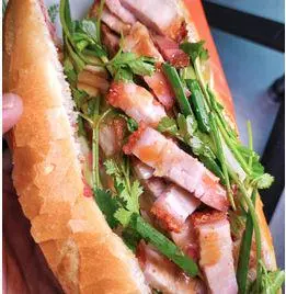 Hình ảnh Bánh mì heo quay