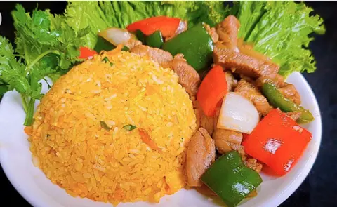 Hình ảnh Cơm chiên bò lúc lắc
