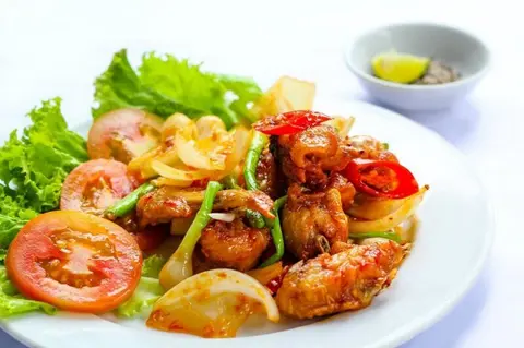 Hình ảnh Cánh gà chiên nước mắm