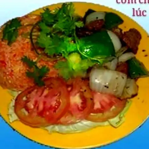 Hình ảnh Cơm chiên bò lúc lắc