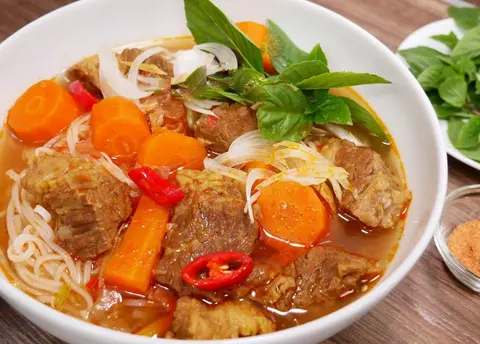 Hình ảnh Hủ Tiếu Bò Kho