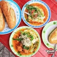 Hình ảnh Bánh mì xíu mại