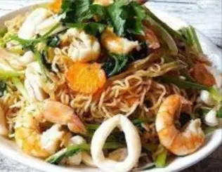 Hình ảnh Mì gói xào hải sản