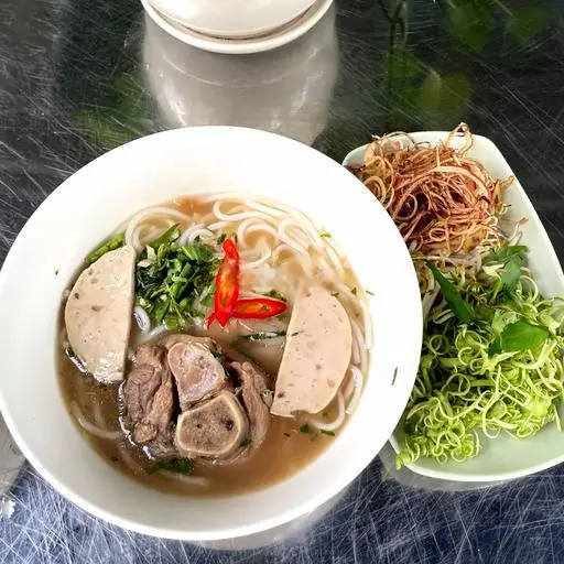 Hình ảnh Bún bò giò heo