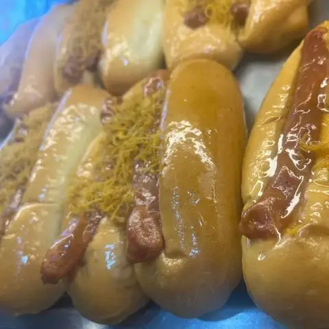 Hình ảnh Bánh xúc xích chà bông