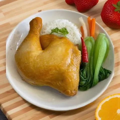 Hình ảnh Cơm đùi gà xông khói