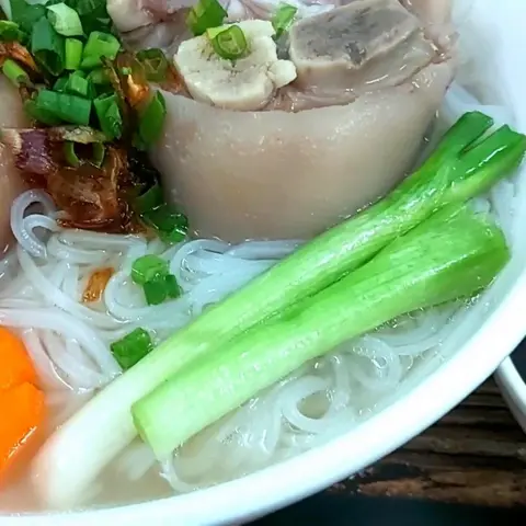 Hình ảnh Hủ tiếu giò