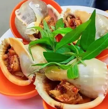 Hình ảnh Ốc tỏi nướng mắm