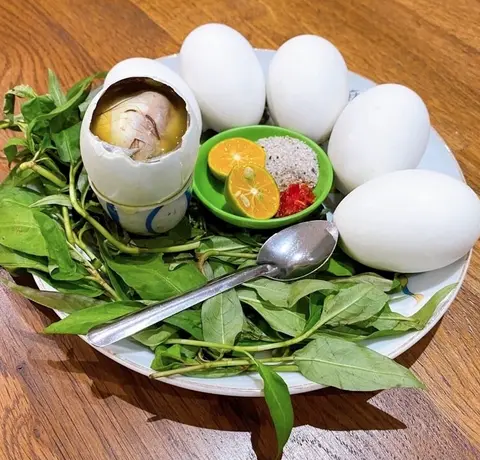 Hình ảnh Combo - 5 trứng hột vịt lộn luộc