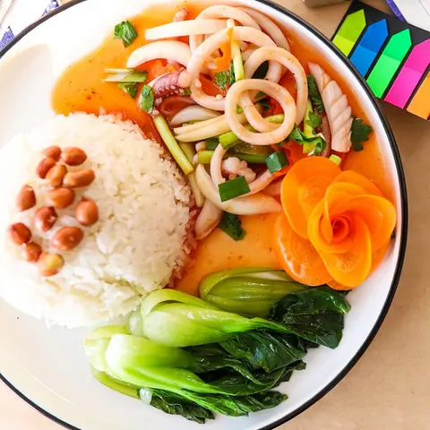 Hình ảnh Cơm sốt mực chua ngọt