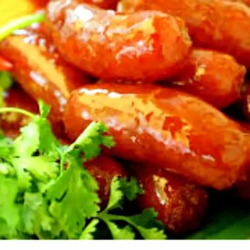 Hình ảnh Cơm gà xối mỡ - lạp xưởng