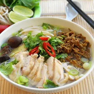 Hình ảnh Bún măng gà