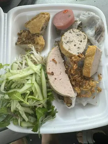 Hình ảnh Bánh cuốn nóng