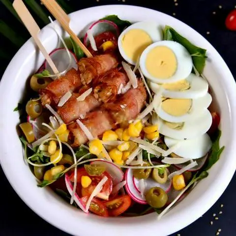 Hình ảnh Caesar Salad - 389 Kcal