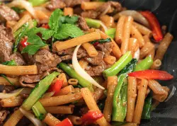 Hình ảnh Nui xào bò