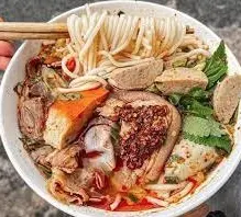 Hình ảnh Bún bò thập cẩm