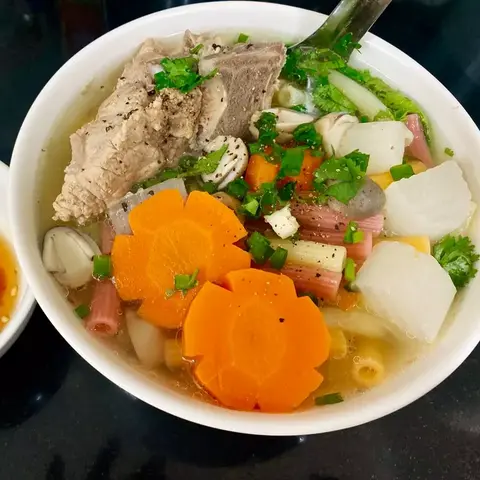 Hình ảnh Nui Nam Vang