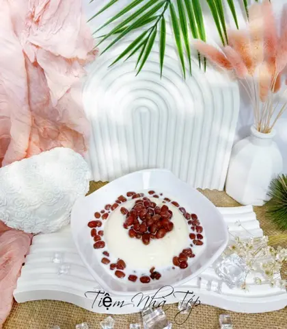 Hình ảnh Tàu hũ đậu đỏ cốt dừa