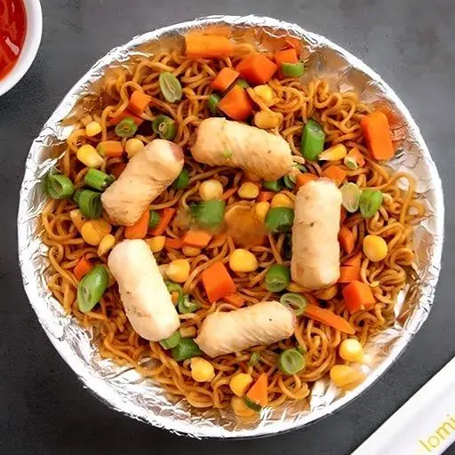 Hình ảnh Mì trộn mực xoắn