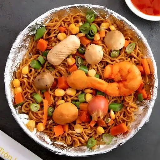 Hình ảnh Mì trộn thập cẩm