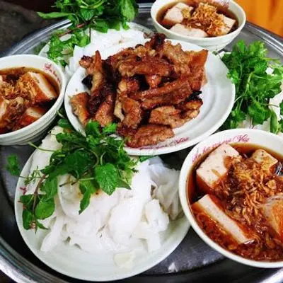 Hình ảnh Bánh cuốn 2 loại chả