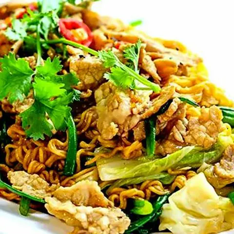 Hình ảnh Mì xào heo
