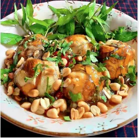 Hình ảnh Trứng lộn xào me