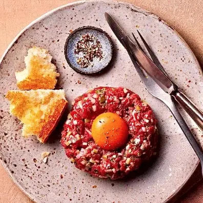 Hình ảnh Sashimi bò kiểu pháp - beef tartare