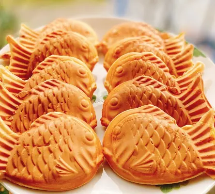Hình ảnh Taiyaki xúc xích - chà bông