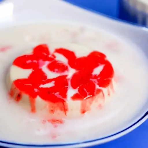 Hình ảnh Panna cotta vị dâu