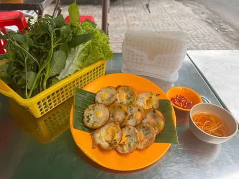 Hình ảnh Combo 10 Bánh Khọt Trứng Cút