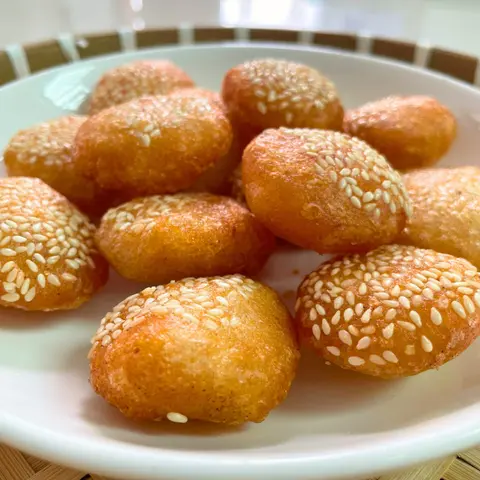 Hình ảnh Bánh cam nhân đậu xanh thơm ngon khó cưỡng