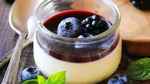 Hình ảnh Panna cotta việt quất