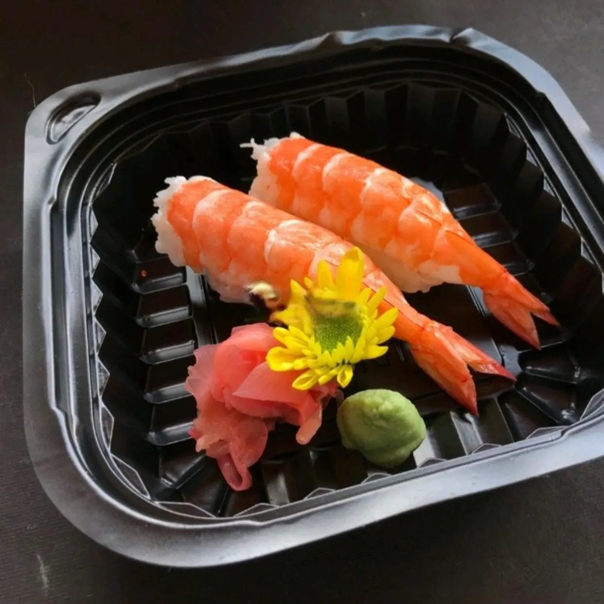 Hình ảnh EBI SUSHI (Tôm Luộc)