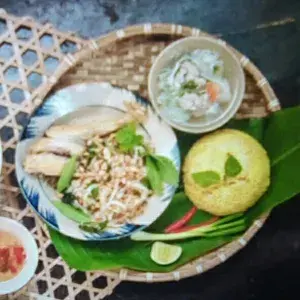 Hình ảnh Cơm gà đặc biệt