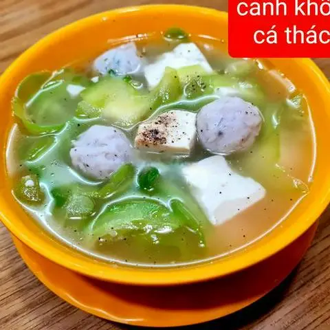 Hình ảnh Canh khổ qua cá thác lác
