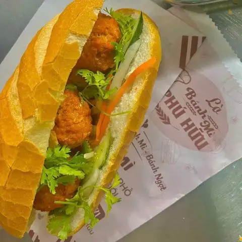 Hình ảnh Bánh mì xíu mại